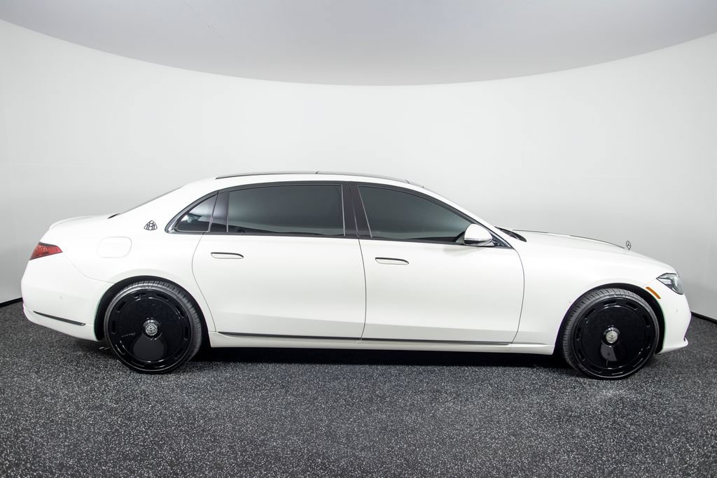 Used 2023 Mercedes-Benz Maybach S 580 4MATIC image 12