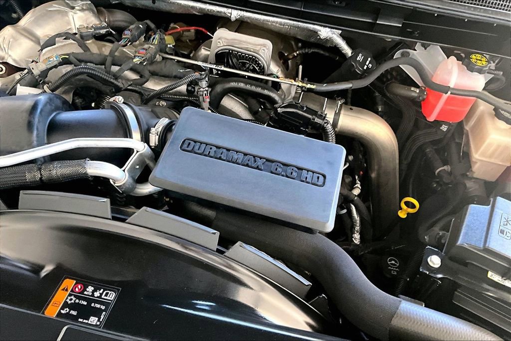 Used 2024 Chevrolet Silverado 2500 LTZ w/ LTZ Plus Package AWD/4WD image 32