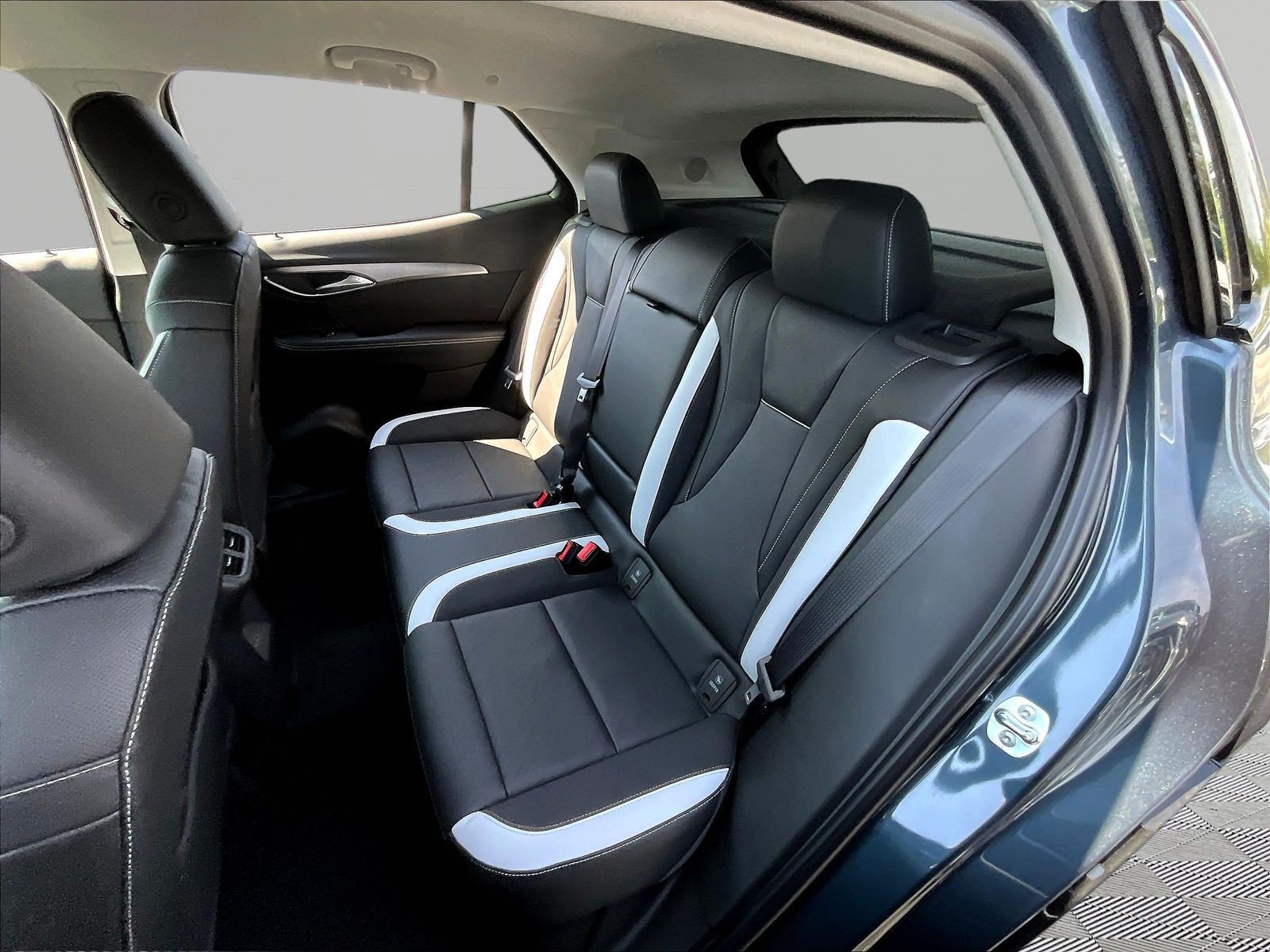 New 2026 Buick Envision Sport Touring AWD/4WD image 17