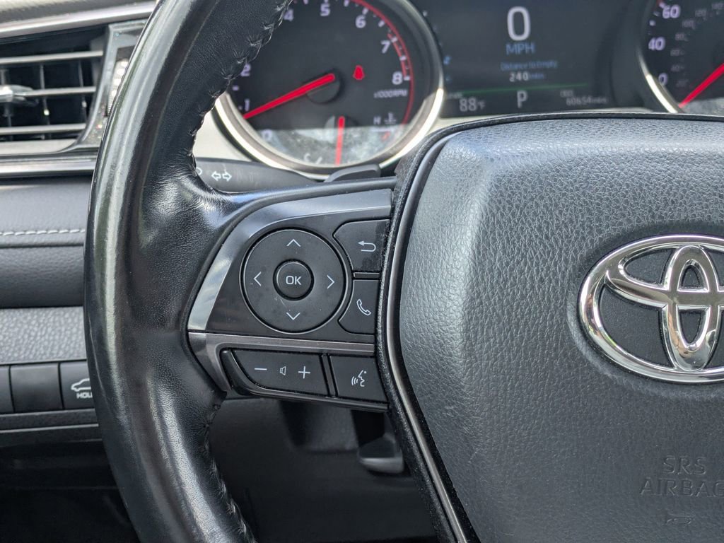 Used 2023 Toyota Camry XSE FWD image 15