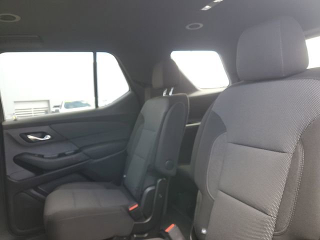 Used 2023 Chevrolet Traverse LT image 24