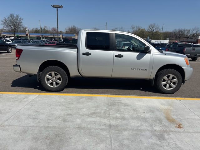 Used 2014 Nissan Titan S image 5