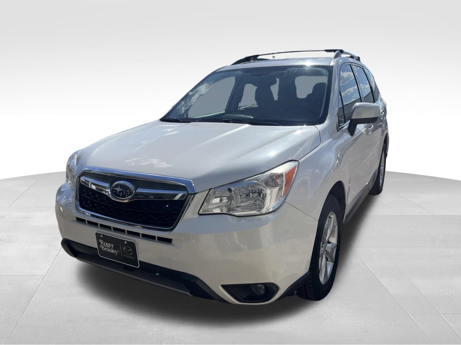 Used 2016 Subaru Forester 2.5i Limited AWD/4WD image 1