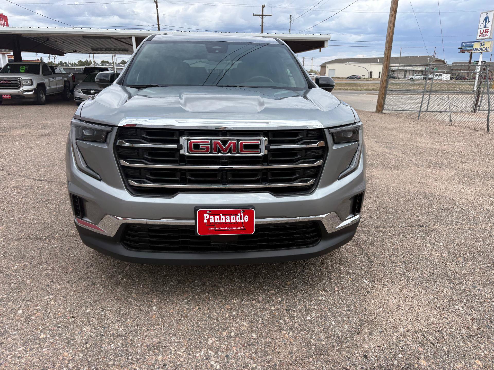 Used 2025 GMC Acadia Elevation AWD/4WD image 2