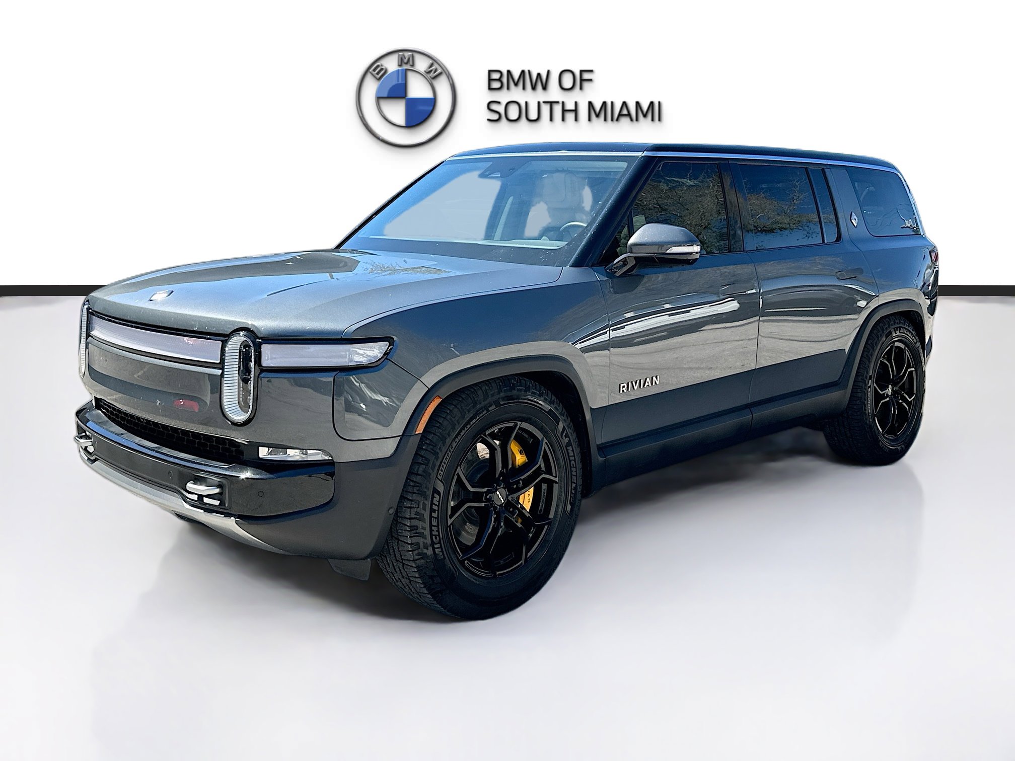 Used 2023 Rivian R1S Adventure image 3