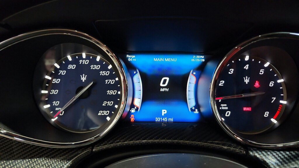 Used 2017 Maserati Quattroporte GTS GranSport RWD image 21