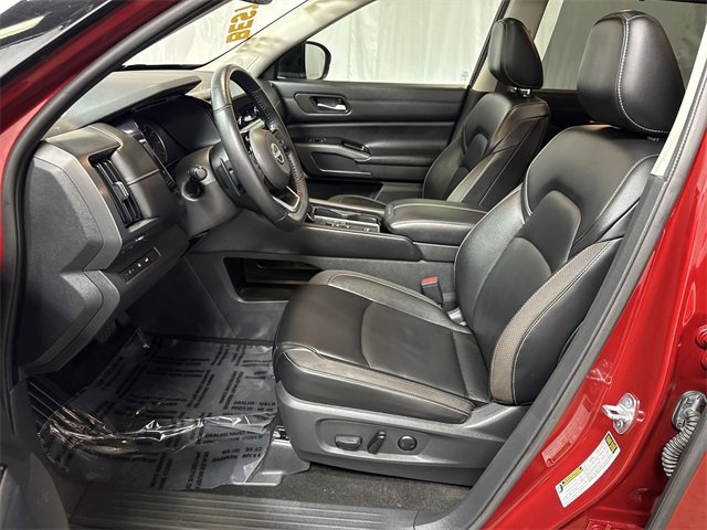 Used 2022 Nissan Pathfinder SL w/ SL Premium Package image 10