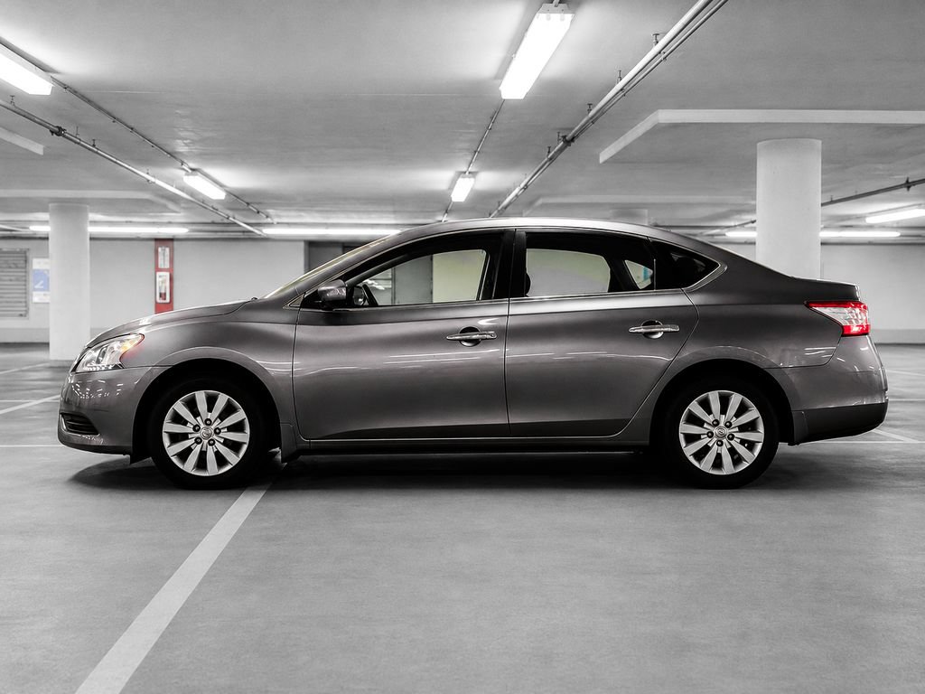 Used 2015 Nissan Sentra SV w/ Cold Weather Package FWD image 15