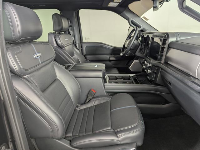 Used 2025 Ford F450 Platinum w/ FX4 Off-Road Package image 22