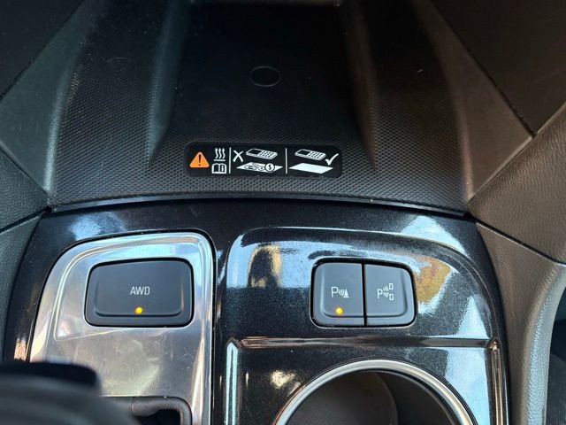 Used 2024 Chevrolet Equinox Premier image 23