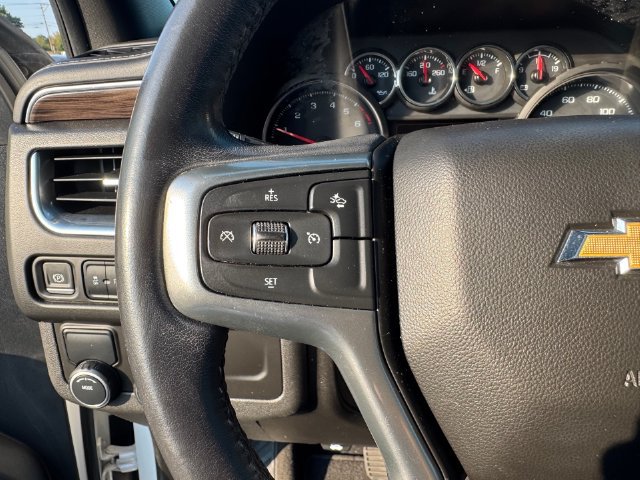 Used 2021 Chevrolet Suburban LT w/ Rear Media and Nav Package RWD image 13