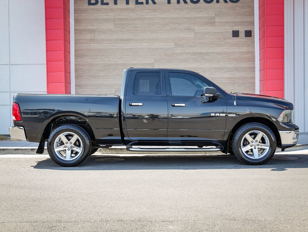 Used 2010 Dodge Ram 1500 Truck SLT w/ SLT Plus D←cor Group AWD/4WD image 2