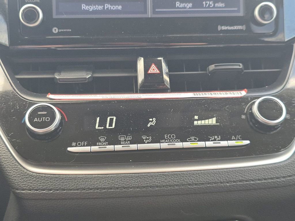 Used 2022 Toyota Corolla Cross LE FWD image 28
