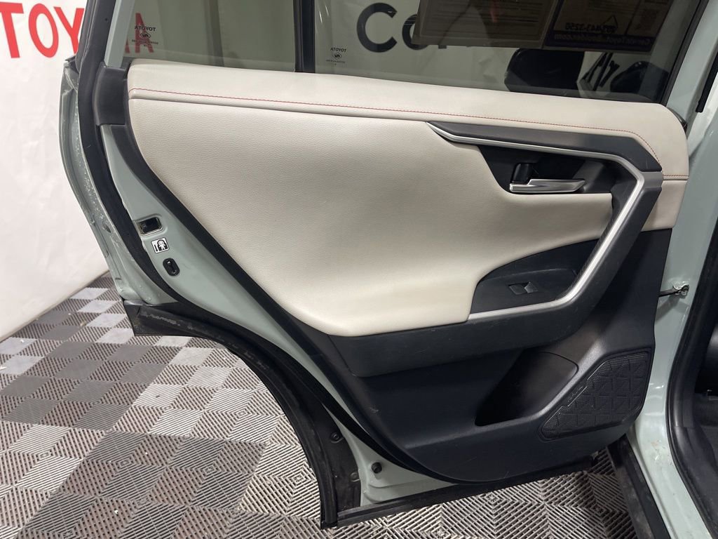 Used 2019 Toyota RAV4 Adventure w/ Cold Weather Package image 15