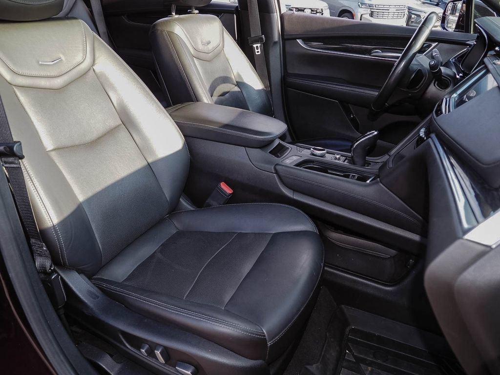 Certified 2020 Cadillac XT5 Premium Luxury AWD/4WD image 17