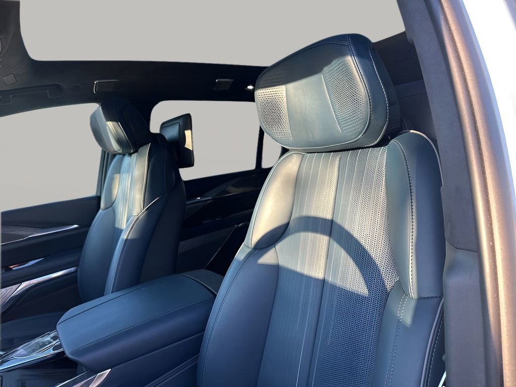 Certified 2025 Cadillac Escalade IQ Luxury 2 image 28