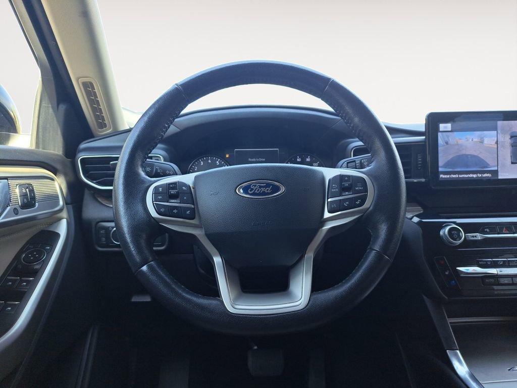 Used 2022 Ford Explorer Limited w/ Hybrid Equipment Group 310A AWD/4WD image 12