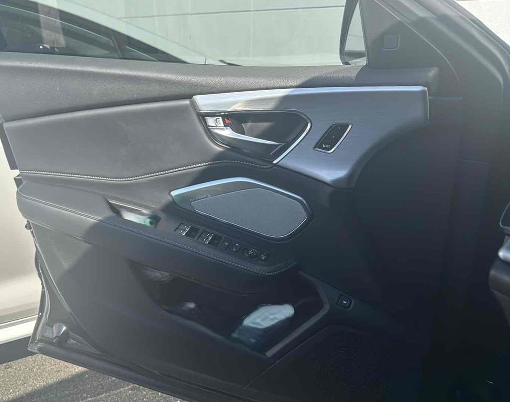 Used 2020 Acura RDX w/ Technology Package image 8