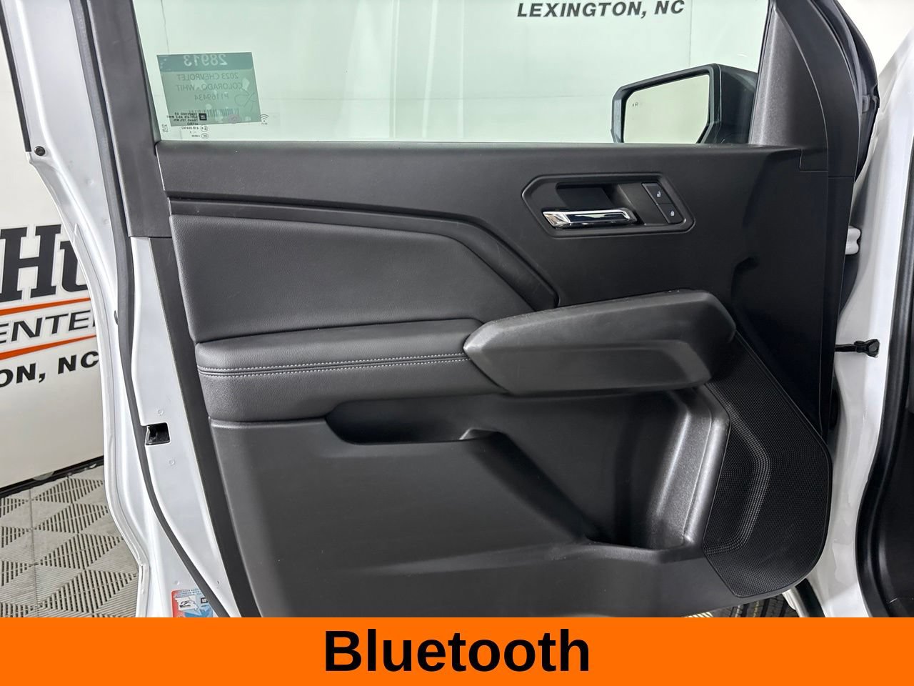 Used 2023 Chevrolet Colorado LT w/ LT Convenience Package II AWD/4WD image 10