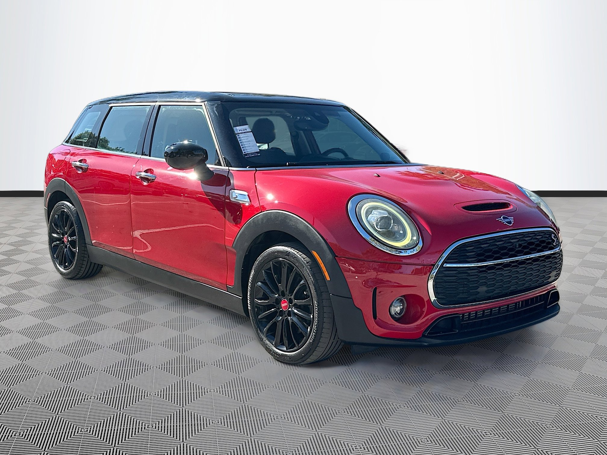 Used 2020 MINI Cooper Clubman S w/ Premium Package image 1