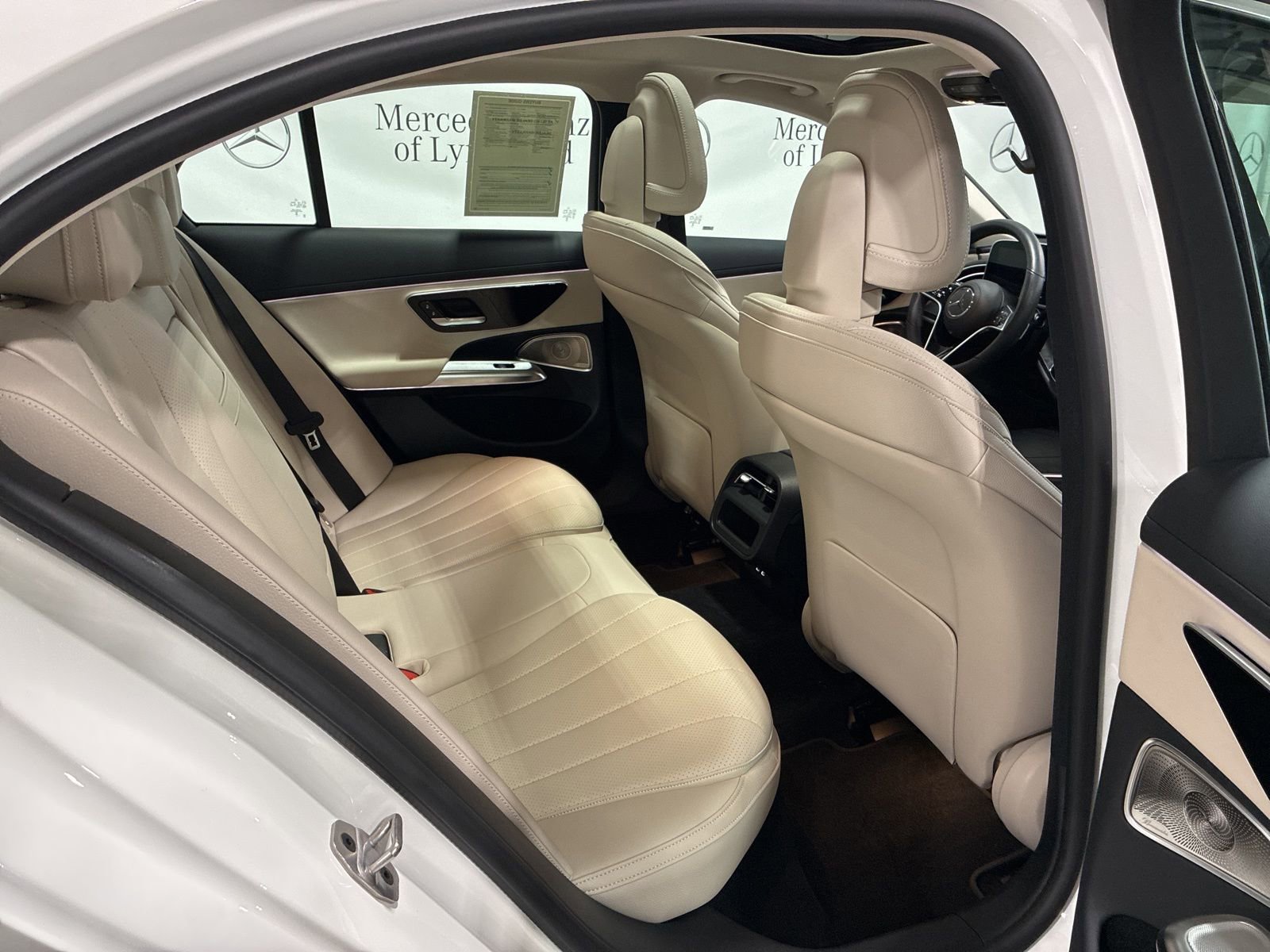 Used 2024 Mercedes-Benz E 350 4MATIC Sedan image 30