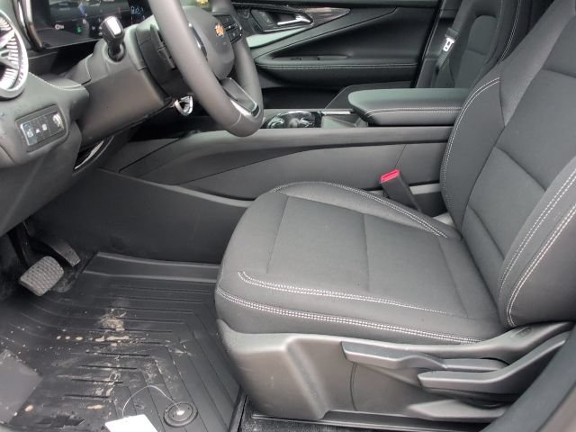 New 2026 Chevrolet Blazer EV LT AWD/4WD image 11