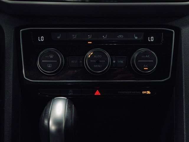 Used 2022 Volkswagen Atlas SE AWD/4WD image 30