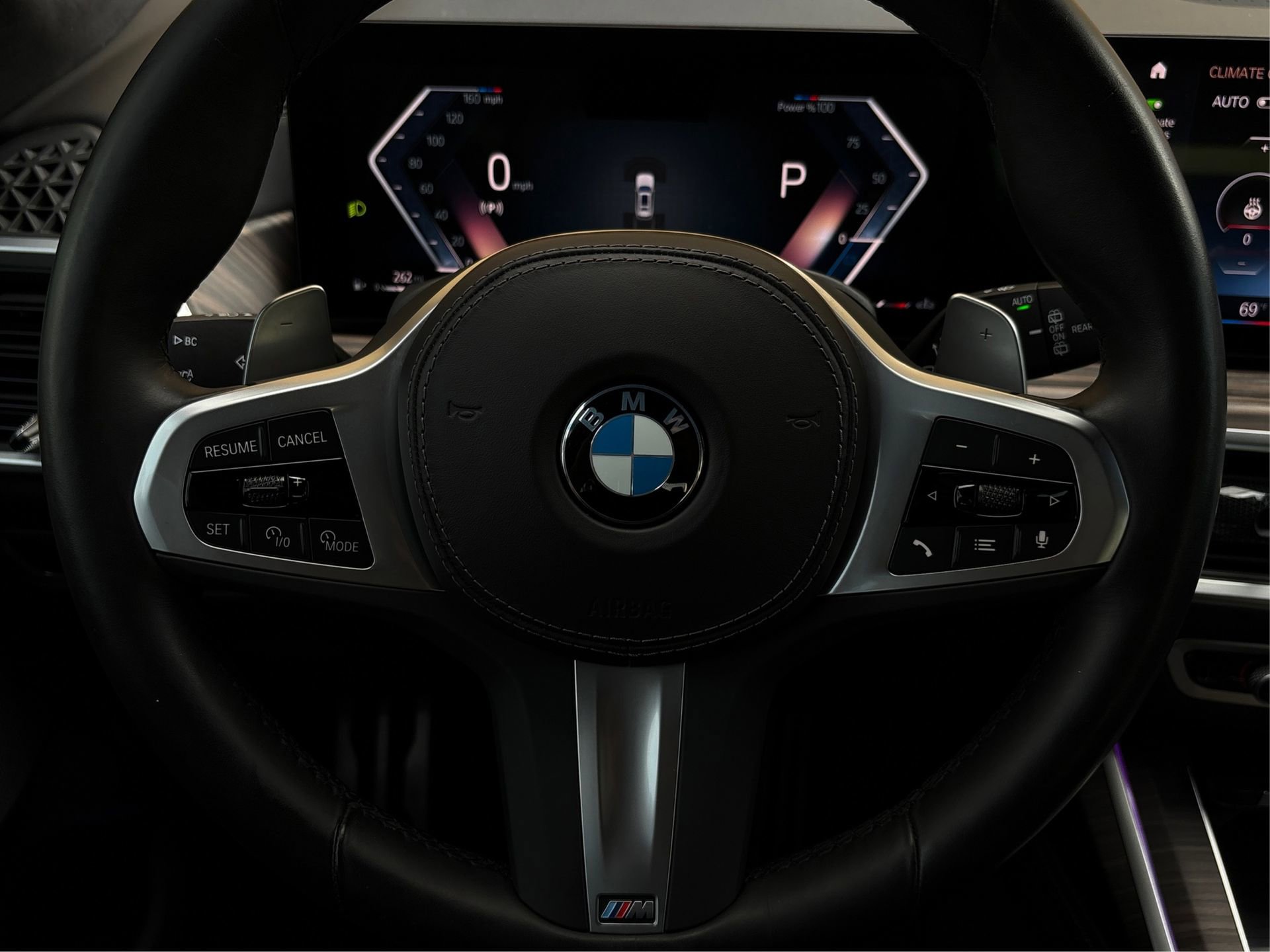 Used 2023 BMW X7 xDrive40i w/ M Sport Package image 19