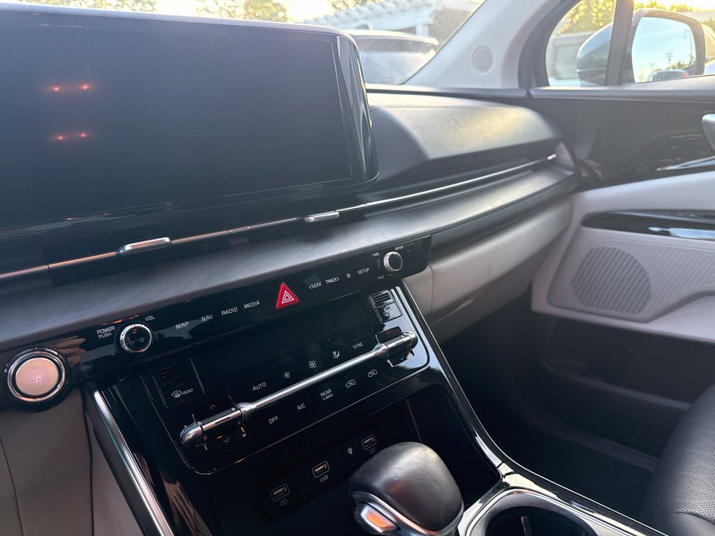Used 2022 Kia Carnival SX FWD image 13