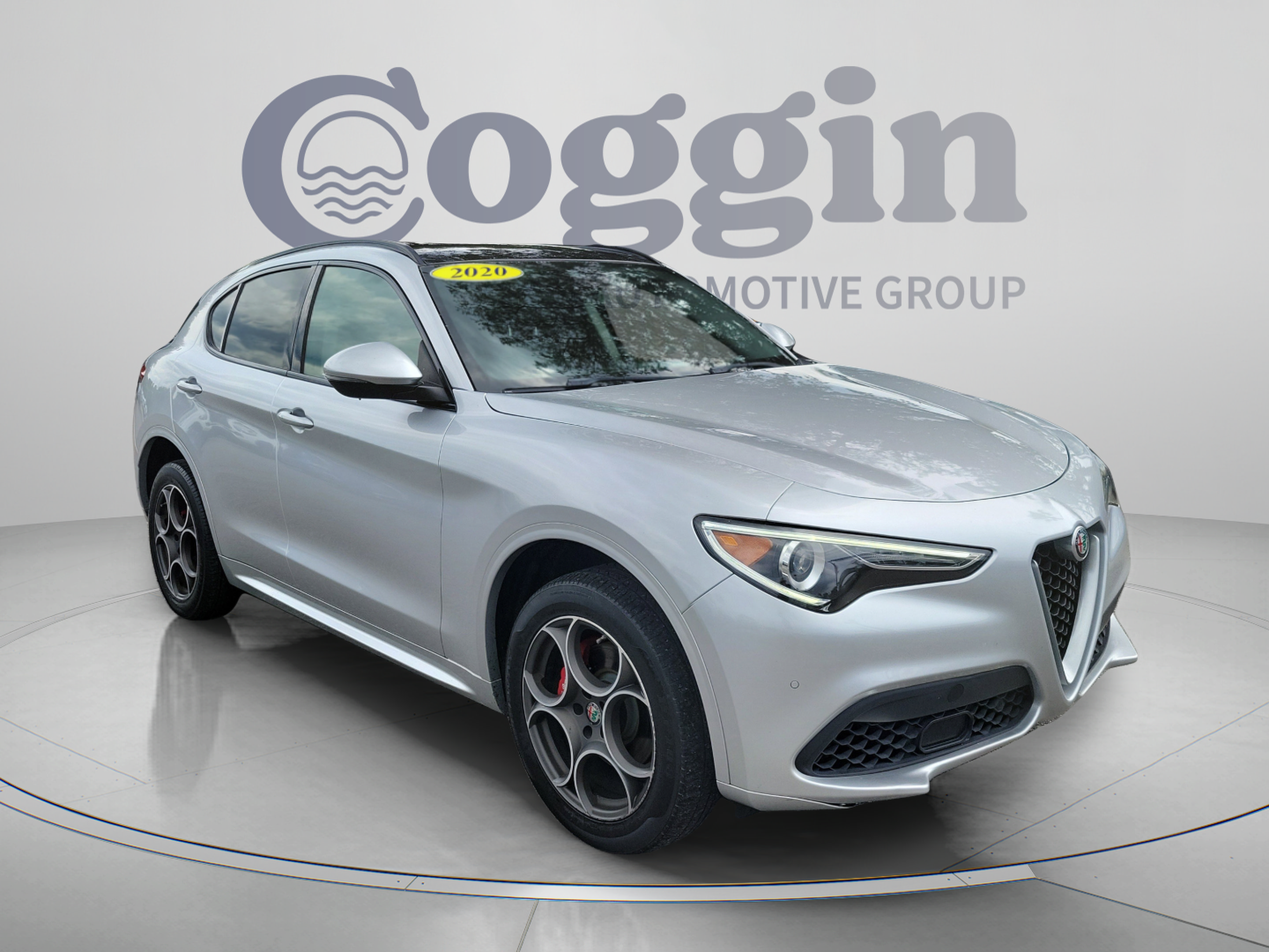 Used 2020 Alfa Romeo Stelvio Sport w/ Quick Order Package 22K Sport RWD image 4