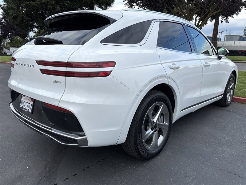 Used 2026 Genesis GV70 2.5T Select AWD/4WD image 13
