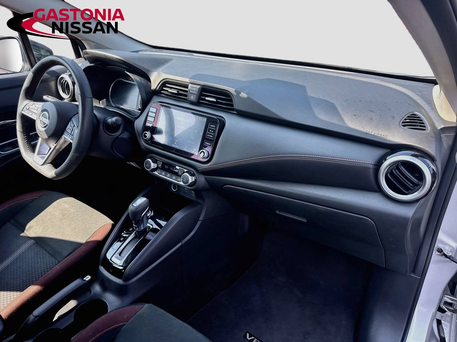 Used 2024 Nissan Versa SR FWD image 37