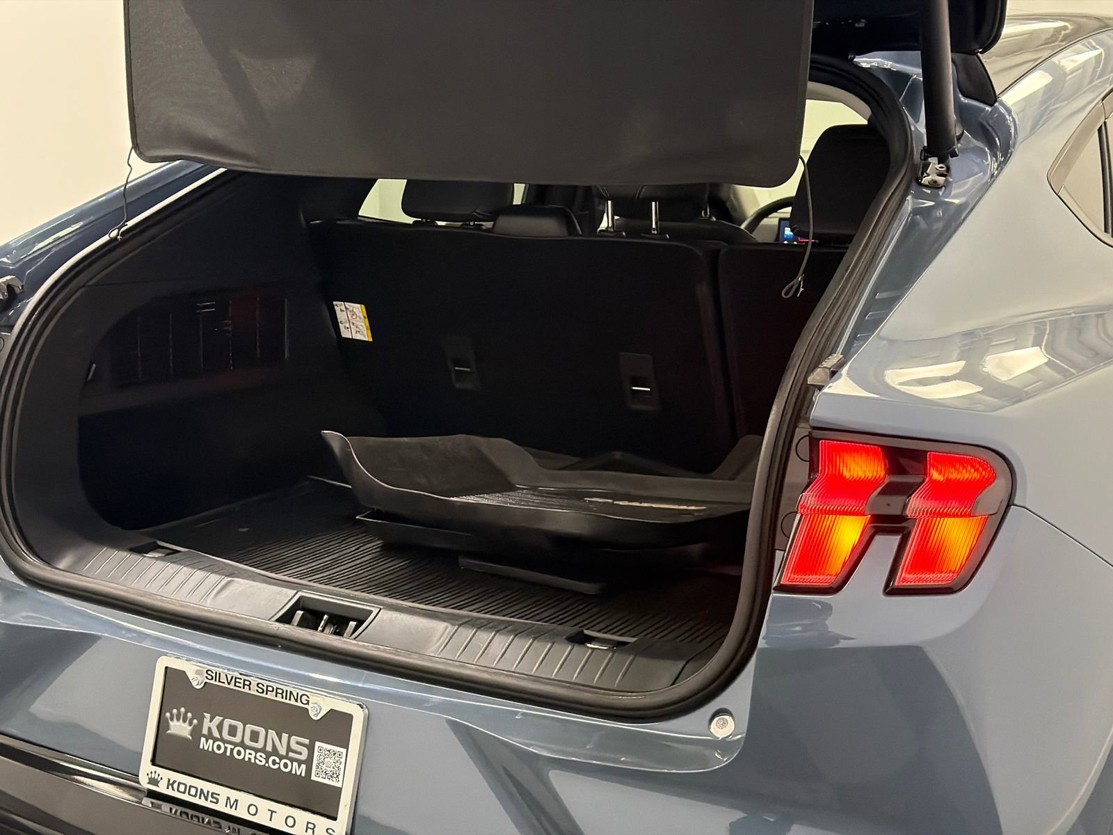 Used 2023 Ford Mustang Mach-E Premium image 8