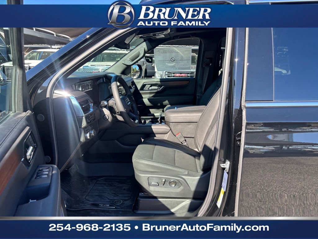 New 2026 GMC Yukon Denali w/ Sun & Power Step Package image 12