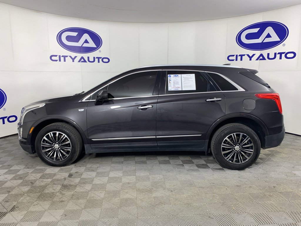 Used 2017 Cadillac XT5 Luxury w/ Driver Awareness Package image 6