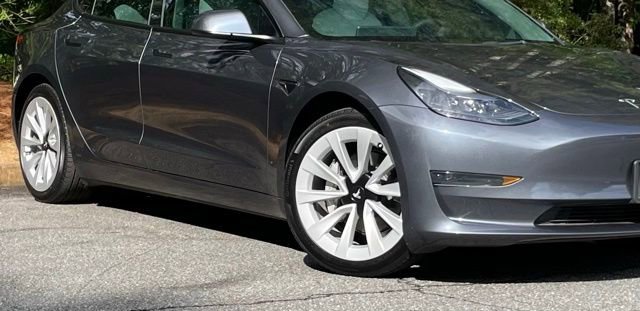 Used 2023 Tesla Model 3 Standard Range RWD image 10