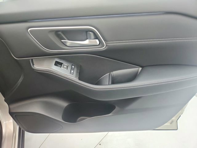 New 2026 Nissan Rogue Platinum image 51