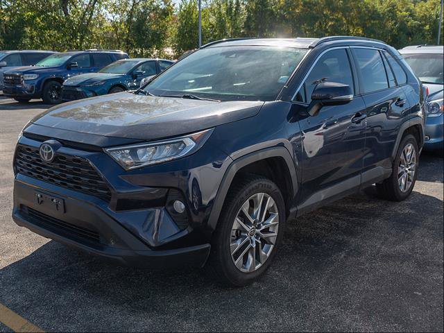 Used 2021 Toyota RAV4 XLE Premium AWD/4WD image 4