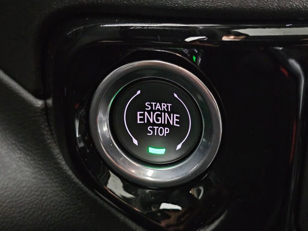 Used 2025 Chevrolet Silverado 3500 LTZ w/ LTZ Plus Package image 29