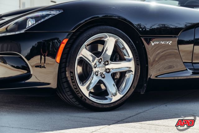 Used 2017 Dodge Viper SRT-10 RWD image 38