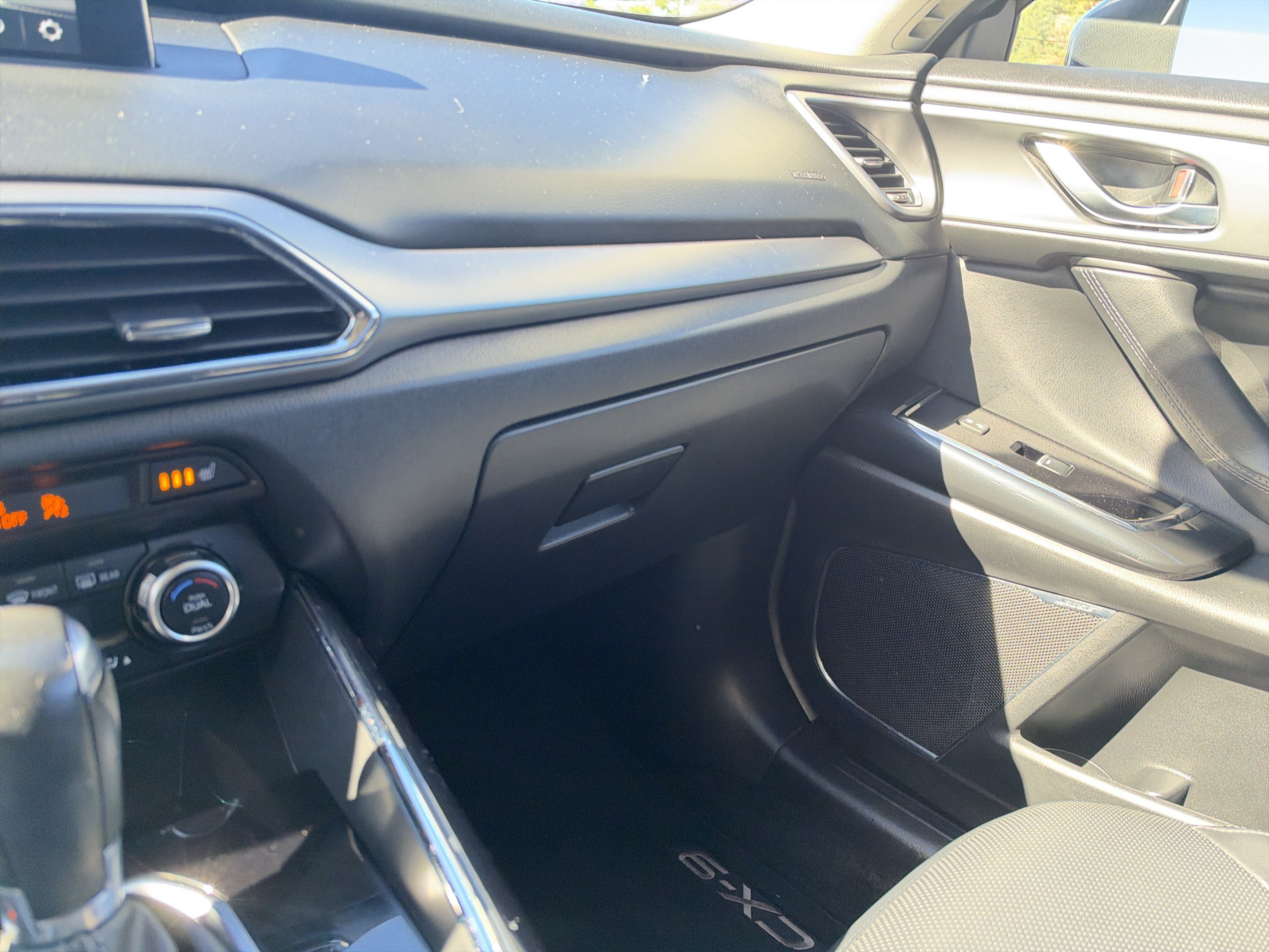 Used 2018 MAZDA CX-9 Touring w/ Touring Premium Package AWD/4WD image 36