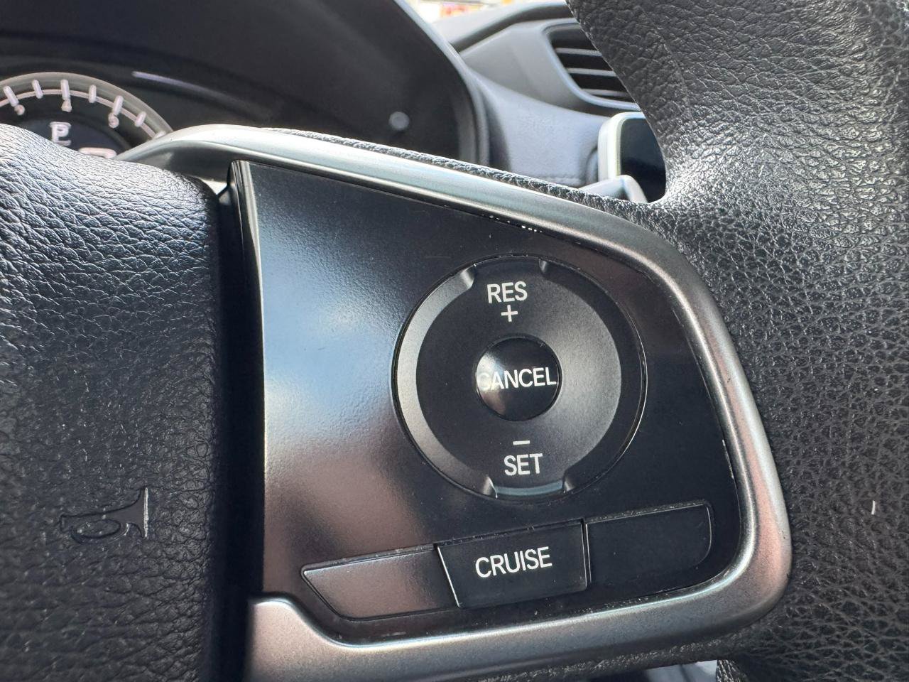 Used 2017 Honda CR-V LX image 13