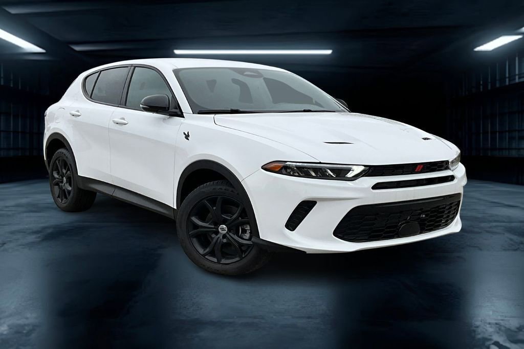 New 2024 Dodge Hornet GT w/ GT Blacktop Package image 2