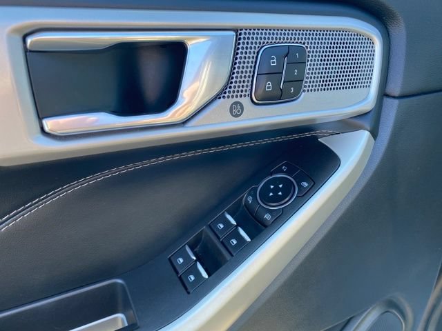 Used 2022 Ford Explorer Limited AWD/4WD image 17