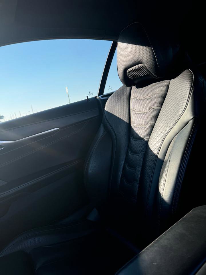 Used 2021 BMW M850i xDrive Convertible image 18