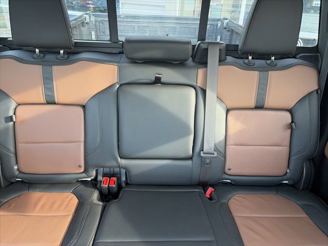 Used 2020 Chevrolet Silverado 3500 High Country w/ LPO, Dark Essentials Package image 29