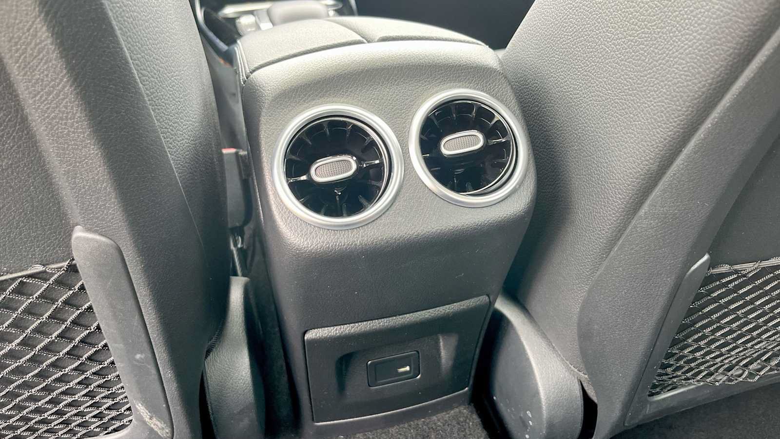 Certified 2022 Mercedes-Benz CLA 35 AMG 4MATIC image 37