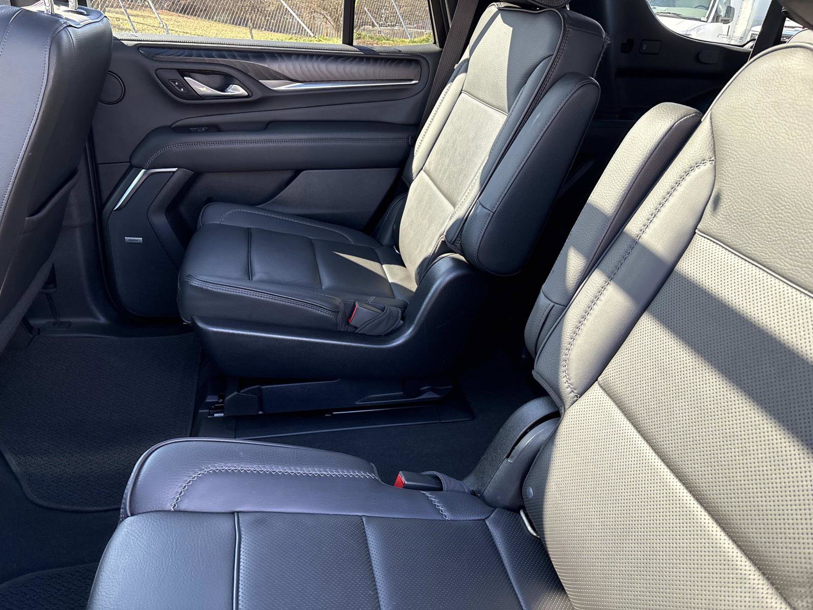 Certified 2022 GMC Yukon Denali image 30