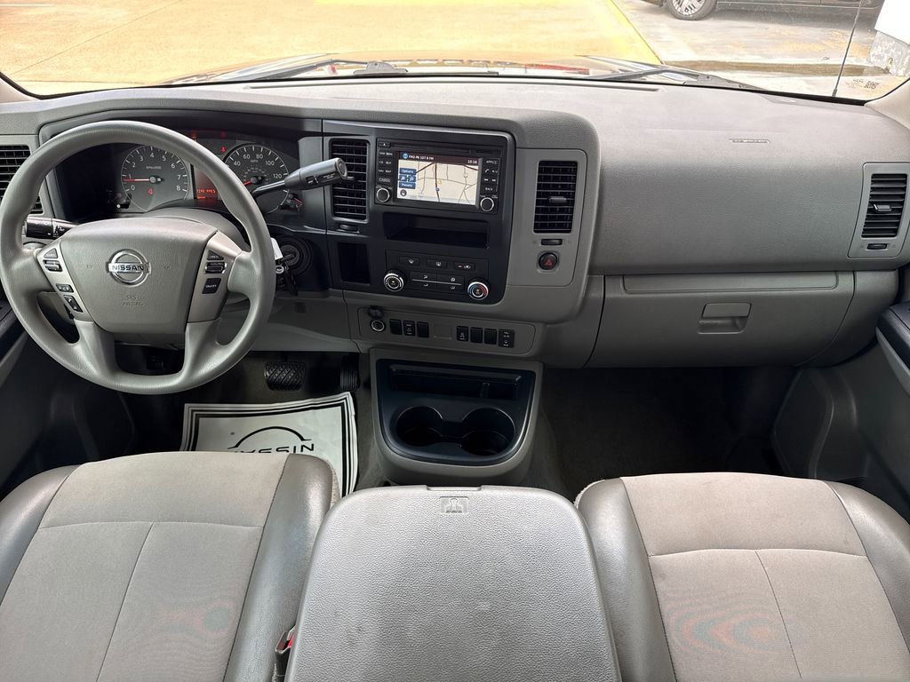 Used 2021 Nissan NV 3500 SV image 12