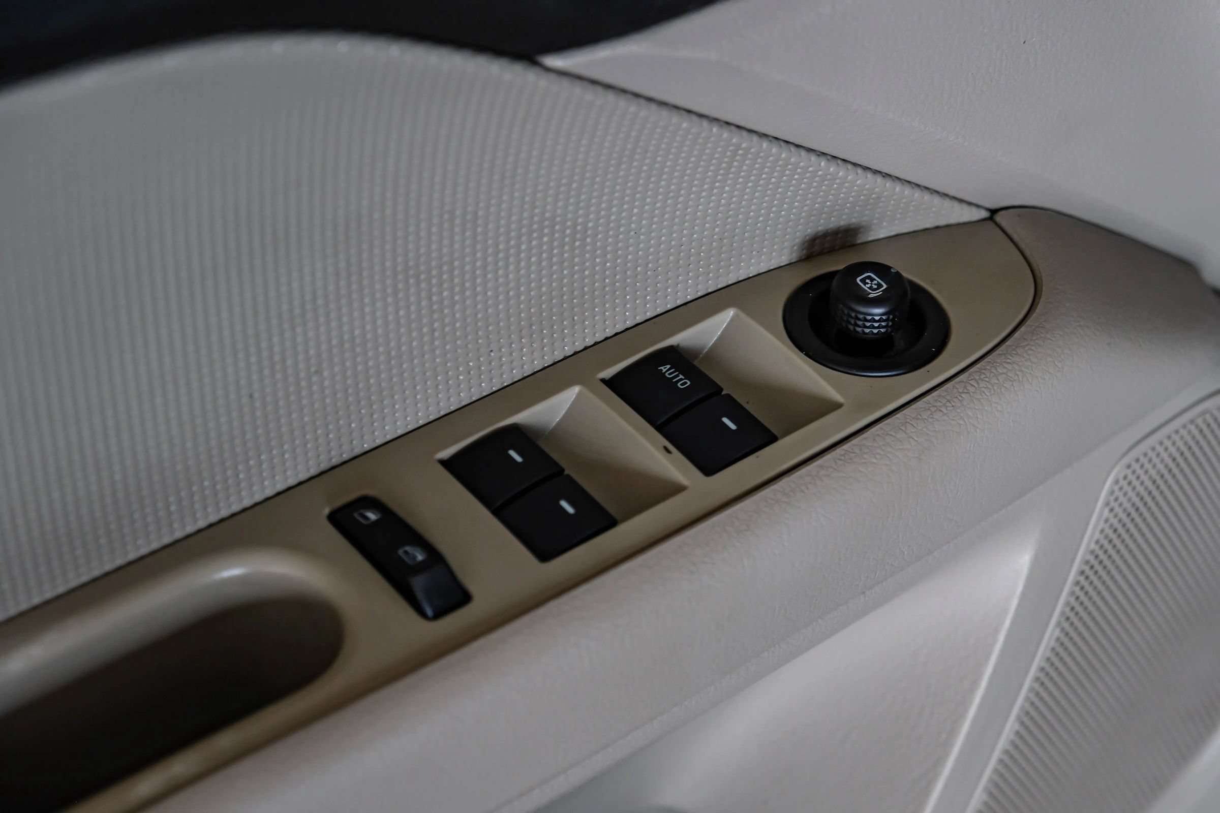 Used 2008 Mercury Milan Premier FWD image 42